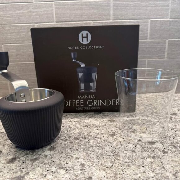 NIB Hotel Collection Manual Coffee Grinder-Adjustable Grind - Picture 3 of 8